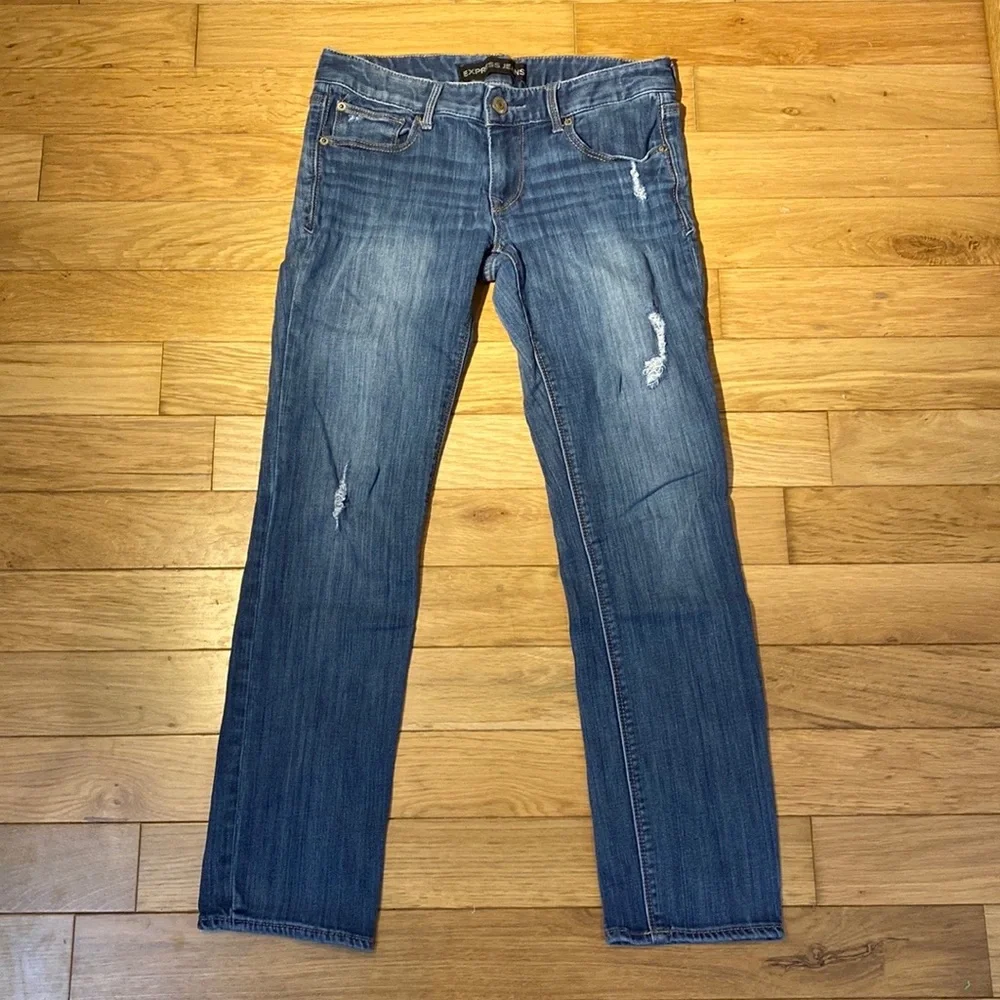 Express Skinny Stella Low Rise distressed jeans in medium wash size 6S - Picture 2 of 15